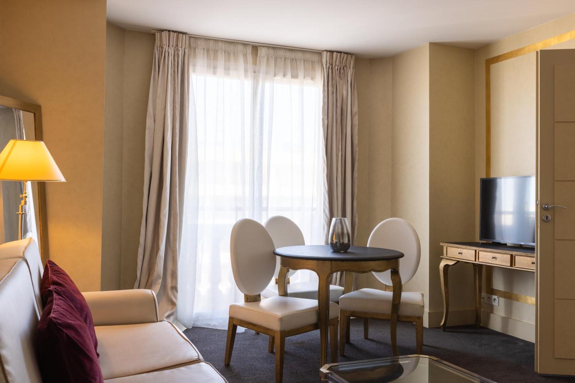 Hotel Renoir Cannes Buitenkant foto